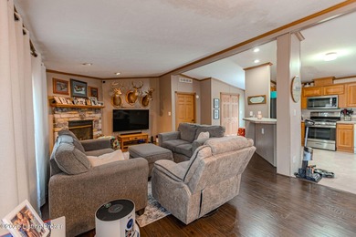 This spacious 3 bed, 3 full bath home in the gated Perry Park on Perry Park Golf Resort in Kentucky - for sale on GolfHomes.com, golf home, golf lot