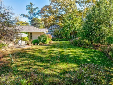 Bright & beautifully maintained this single-story ranch home in on Odana Hills Golf Course in Wisconsin - for sale on GolfHomes.com, golf home, golf lot