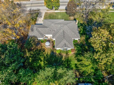 Bright & beautifully maintained this single-story ranch home in on Odana Hills Golf Course in Wisconsin - for sale on GolfHomes.com, golf home, golf lot