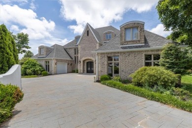 Executive elegance meets resort-style living in this stunning on Pinnacle Country Club in Arkansas - for sale on GolfHomes.com, golf home, golf lot