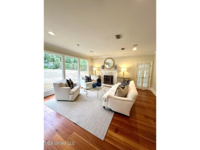 Gorgeous, move in ready 4 bedroom, 2 1/2 bathroom home in the on Country Club of Jackson in Mississippi - for sale on GolfHomes.com, golf home, golf lot