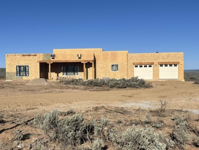 Exquisite 3 Bed, 2.5 Bath Home near Taos Golf Course & Rio on Taos Country Club in New Mexico - for sale on GolfHomes.com, golf home, golf lot