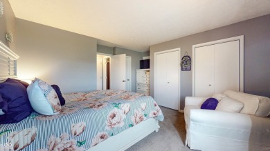 Located on hole #1 of Valle Vista, this 2 bedroom condo is on Valle Vista Country Club in Indiana - for sale on GolfHomes.com, golf home, golf lot