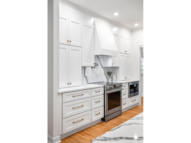 Beautifully renovated and thoughtfully designed, this 4-bedroom on Woodside Plantation Country Club in South Carolina - for sale on GolfHomes.com, golf home, golf lot