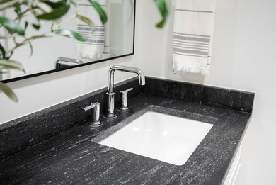 Beautifully renovated and thoughtfully designed, this 4-bedroom on Woodside Plantation Country Club in South Carolina - for sale on GolfHomes.com, golf home, golf lot