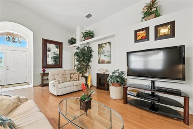 POLO PARK -  Welcome to one of the rare 6-room, 3-bedroom on Polo Park Golf Course in Florida - for sale on GolfHomes.com, golf home, golf lot