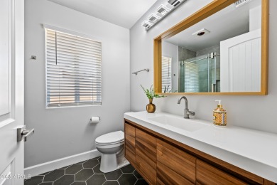 REMODELED AND RIGHT ON THE GOLF COURSE! 

Beautifully on Sun City Lakes West and East in Arizona - for sale on GolfHomes.com, golf home, golf lot