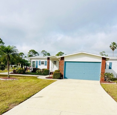 Welcome to this beautifully cared-for home in the gated golf on Pine Lakes Country Club in Florida - for sale on GolfHomes.com, golf home, golf lot