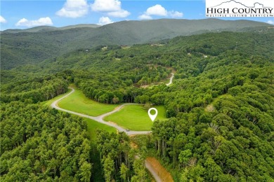 EASY BUILD, MOUNTAIN VIEWS - LOT WR72 is located in the gated on Elk River Club in North Carolina - for sale on GolfHomes.com, golf home, golf lot