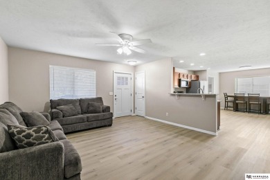 Don't miss this 5 bedroom 3 full bath townhome in NE Lincoln! on Mahoney Golf Course in Nebraska - for sale on GolfHomes.com, golf home, golf lot