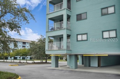 Don't miss this bright and beautifully updated 3-bedroom on Palmetto Dunes Golf Course and Resort in South Carolina - for sale on GolfHomes.com, golf home, golf lot