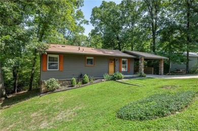 Welcome to your stunningly renovated 1872SF gem! Boasts modern on Bella Vista Country Club - Kingswood in Arkansas - for sale on GolfHomes.com, golf home, golf lot