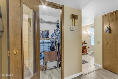 Discover the charm of this amazing studio condo nestled in the on PalmBrook Country Club in Arizona - for sale on GolfHomes.com, golf home, golf lot