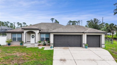 ***PLEASE TAKE A WALK THROUGH YOUR NEW HOME WITH THE 3D on Bobcat Trail Golf Club in Florida - for sale on GolfHomes.com, golf home, golf lot