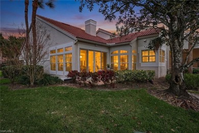 This beautifully updated turnkey end-unit villa in the highly on Wyndemere Country Club in Florida - for sale on GolfHomes.com, golf home, golf lot