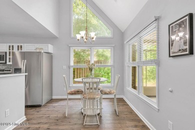 Live the Coastal Carolina Dream in Style!
Welcome to your on North Shore Country Club in North Carolina - for sale on GolfHomes.com, golf home, golf lot