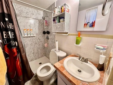 This well-maintained 2 bed, 2 bath condo offers 1,100 sq. ft. of on On Top Of The World Golf Course in Florida - for sale on GolfHomes.com, golf home, golf lot