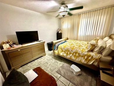 This well-maintained 2 bed, 2 bath condo offers 1,100 sq. ft. of on On Top Of The World Golf Course in Florida - for sale on GolfHomes.com, golf home, golf lot