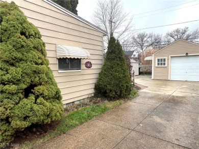 Welcome to this beautifully updated  well cared for 3 bedroom on Mastick Woods Golf Course in Ohio - for sale on GolfHomes.com, golf home, golf lot