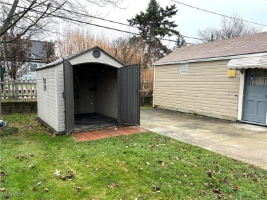 Welcome to this beautifully updated  well cared for 3 bedroom on Mastick Woods Golf Course in Ohio - for sale on GolfHomes.com, golf home, golf lot