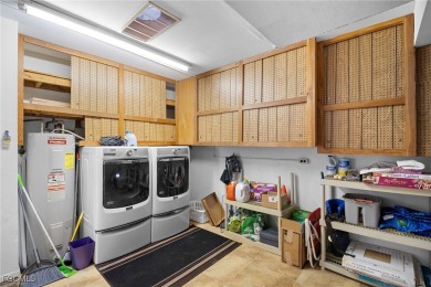 PRICED TO SELL! This Valencia Garden Villa has 1700 sq ft of on Seven Lakes Golf and Tennis Community in Florida - for sale on GolfHomes.com, golf home, golf lot