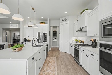 MLS# 291177 *Join us for the Open House Market Launch from 10-12 on Horn Rapids Golf Club in Washington - for sale on GolfHomes.com, golf home, golf lot