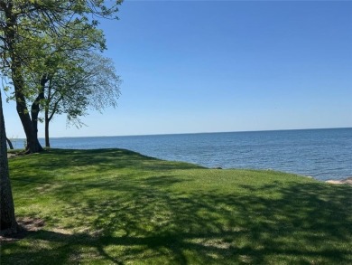 Welcome to Izatys Beach Villa, a 3 bedroom 3 bath retreat on Izatys Golf and Yacht Club in Minnesota - for sale on GolfHomes.com, golf home, golf lot
