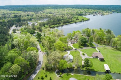 Welcome to LAKEFRONT Living at 104 Peace Pipe on a combined on Lake Tansi Village Country Club in Tennessee - for sale on GolfHomes.com, golf home, golf lot