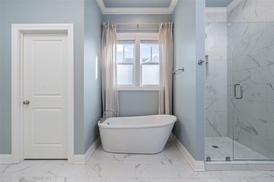 Turn key property on a corner lot in the Villages of Olde Stone on The Club At Olde Stone in Kentucky - for sale on GolfHomes.com, golf home, golf lot