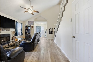 Welcome home! This exquisite 2 bd 2bth condo is located in a on Golden Horseshoe Golf Club in Virginia - for sale on GolfHomes.com, golf home, golf lot