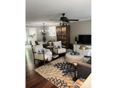 Highly sought after walkable Birkdale Village! Fun walk to on Birkdale Golf Club in North Carolina - for sale on GolfHomes.com, golf home, golf lot