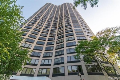 Welcome to this remarkable 2-bedroom, 2-bath residence located on Evergreen Hills Golf Course in Michigan - for sale on GolfHomes.com, golf home, golf lot