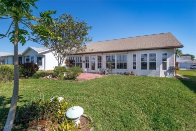 SELLER SAYS BRING OFFER!!!! WILL CONSIDER ANY REASONABLE on Sabal Springs Golf and Racquet Club in Florida - for sale on GolfHomes.com, golf home, golf lot
