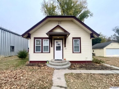 Hope R Benne, C: , hopebennerealtor,   - This recently updated on Oakland Golf Club in Nebraska - for sale on GolfHomes.com, golf home, golf lot