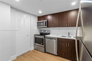 Investor's Dream! This spacious, fully remodeled 2-bedroom on Colony West Country Club in Florida - for sale on GolfHomes.com, golf home, golf lot