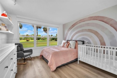 Completely renovated 3-bedroom condo with high-end appliances on Oaks Country Club in Florida - for sale on GolfHomes.com, golf home, golf lot