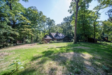 Welcome to 106 Hendron Hills, a beautifully maintained home on Vincennes Golf Club in Indiana - for sale on GolfHomes.com, golf home, golf lot