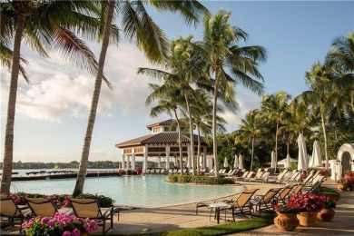 Light and bright open-concept waterfront single-family home in on Miromar Lakes Golf Club in Florida - for sale on GolfHomes.com, golf home, golf lot