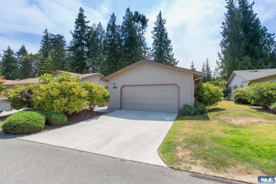 Enjoy easy living in this charming, nicely updated, 2 bed, 2 on SunLand Golf and Country Club in Washington - for sale on GolfHomes.com, golf home, golf lot