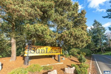 Enjoy easy living in this charming, nicely updated, 2 bed, 2 on SunLand Golf and Country Club in Washington - for sale on GolfHomes.com, golf home, golf lot