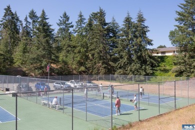 Enjoy easy living in this charming, nicely updated, 2 bed, 2 on SunLand Golf and Country Club in Washington - for sale on GolfHomes.com, golf home, golf lot