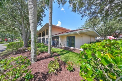 CLICK ON 3D TOUR ABOVE ----------- LOVELY UPDATED END UNIT CONDO on Kings Point Executive Golf Course in Florida - for sale on GolfHomes.com, golf home, golf lot