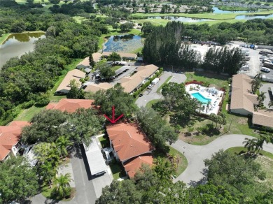 CLICK ON 3D TOUR ABOVE ----------- LOVELY UPDATED END UNIT CONDO on Kings Point Executive Golf Course in Florida - for sale on GolfHomes.com, golf home, golf lot