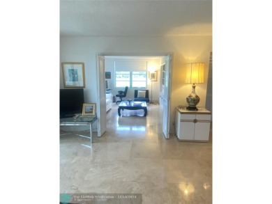 ARE YOU LOOKING FOR A PROPERTY VERY WELL MAINTAINED, SPACIOUS on Palm-Aire Country Club and Resort - Palms in Florida - for sale on GolfHomes.com, golf home, golf lot