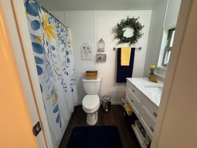 This 2-bedroom, 2-bath home has been remodeled in the last year on Grasslands Golf and Country Club in Florida - for sale on GolfHomes.com, golf home, golf lot