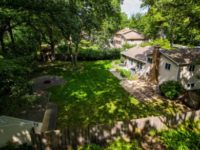Beautifully updated 4-level split in Oak Meadows offering nearly on St. Andrews Golf and Country Club in Illinois - for sale on GolfHomes.com, golf home, golf lot