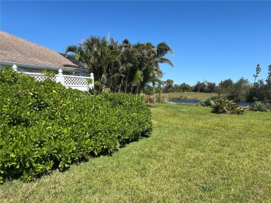 ROTONDA WEST PINEHURST - Lakefront Pool Home on oversized on Pinemoor West Golf Club in Florida - for sale on GolfHomes.com, golf home, golf lot