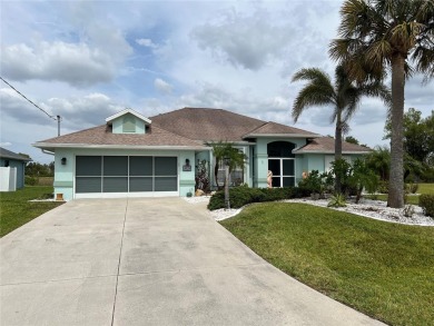 ROTONDA WEST PINEHURST - Lakefront Pool Home on oversized on Pinemoor West Golf Club in Florida - for sale on GolfHomes.com, golf home, golf lot