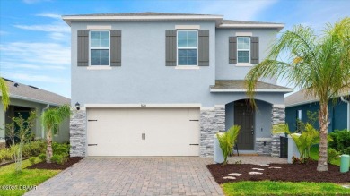 LAKEFRONT 5-bedroom, 3-bathroom, 2-car garage, concrete block on Venetian Bay Golf Course in Florida - for sale on GolfHomes.com, golf home, golf lot