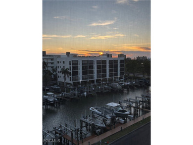 Welcome to your slice of paradise in Fort Myers, Florida! This on Fort Myers Beach and Golf Club in Florida - for sale on GolfHomes.com, golf home, golf lot